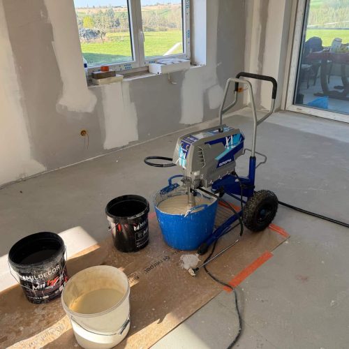 Appareil servant à l’enduisage pour faciliter l’application uniforme des enduits